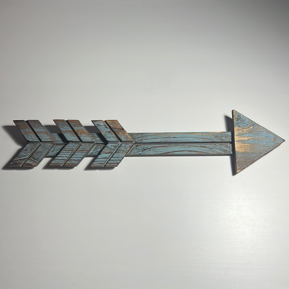 Blue Wood decorative arrow